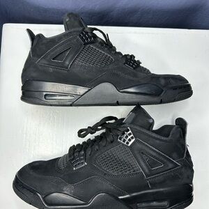 Nike Air Jordan 4 Retro Mid Black Cat Size 10.5
